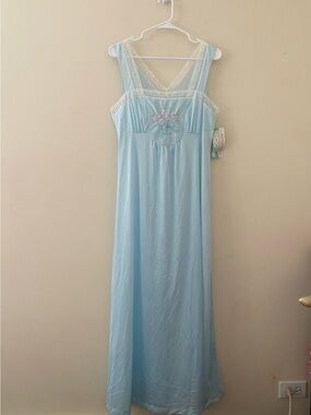 Vintage Sears Baby Blue Lace-Trim Long Nightgown with Floral Embroidery